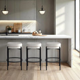 Mia Stool